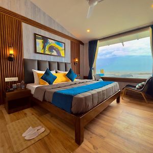 Deluxe Zimmer mit Kingsize-Bett